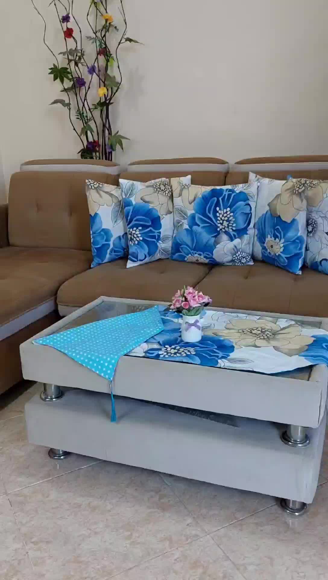 Sofa Taplak Lancip - Set 5 Sarban Sofa & 1 Taplak Meja 40x40 & 40x120 Bahan Berkualitas Nyaman Digunakan Mudah Dicuci Desain Elegan