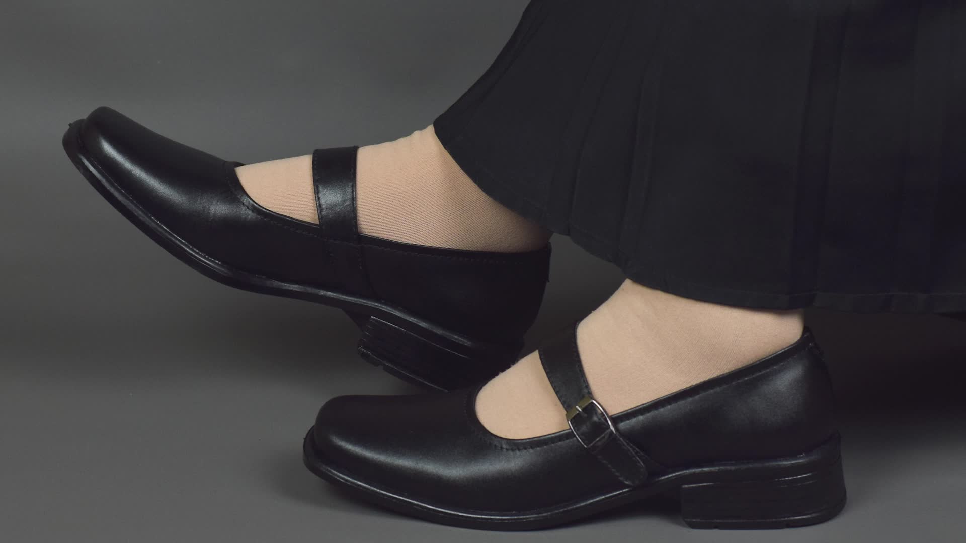 WETAN x XIMA Paskibra Sepatu Pantofel Shoes Paskibra Wanita Putih & Hitam Kulit Heels Hak 3cm