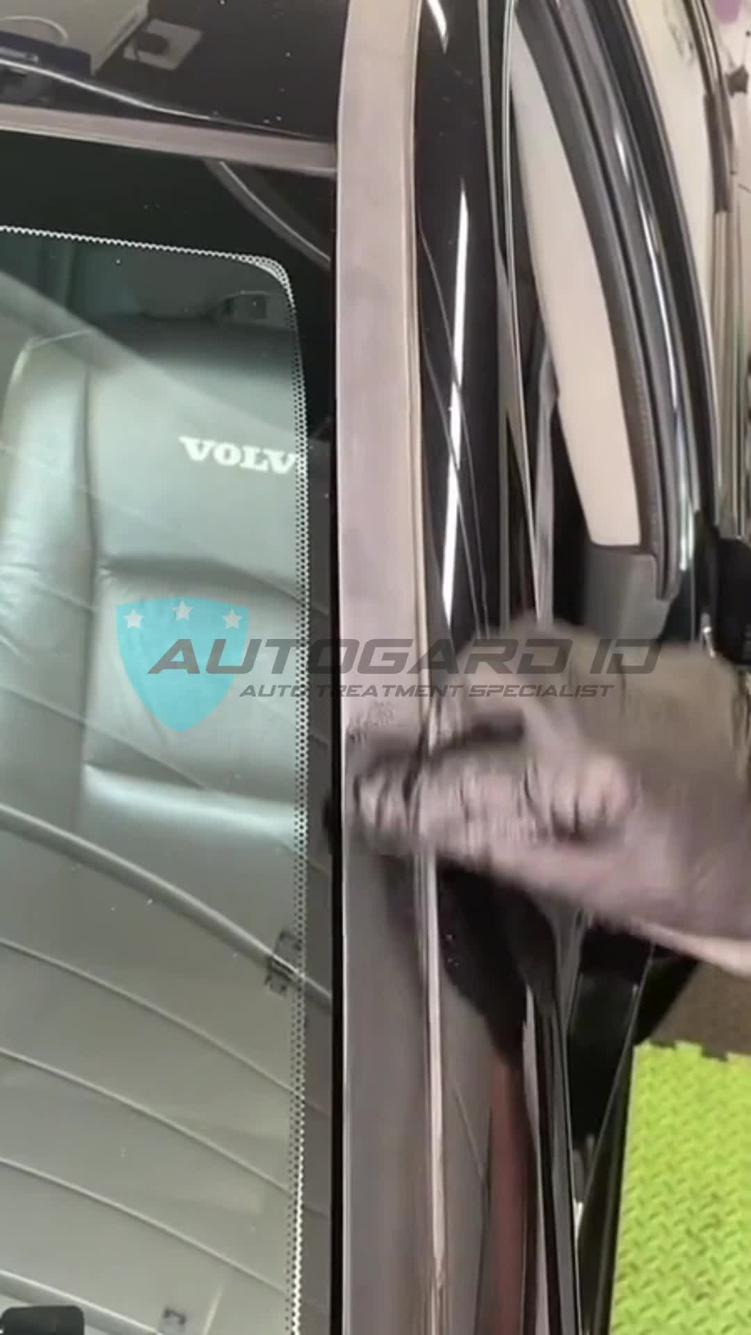 XTREME BLACK Semir Body Motor dan Mobil Permanent Penghitam Permanen Terkuat Autogard ID 100% Original