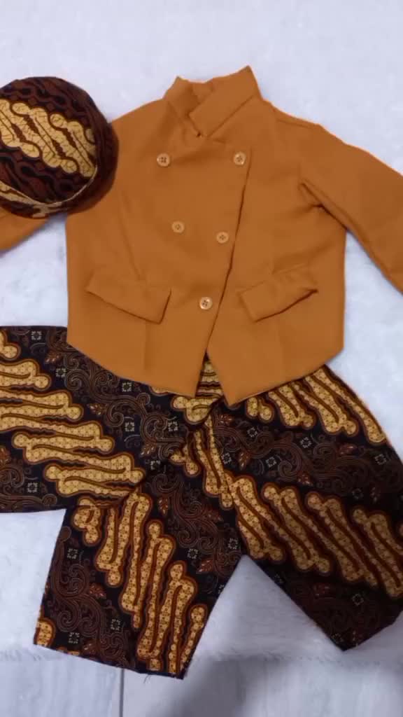 Setelan Beskap Anak umur 6 bulan sampai 9 tahun  /  Baju Jawa Anak / turun tanah / tedak sinten