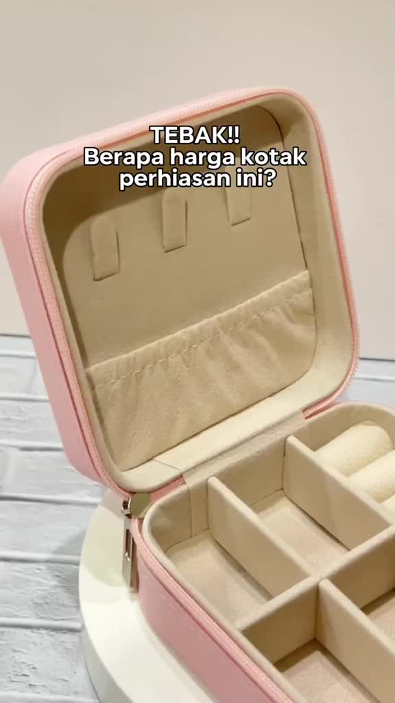Kotak Perhiasan Mini Portable Tempat Penyimpanan Aksesoris Emas Gelang Kalung Cincin Jewellery Box Multifungsi