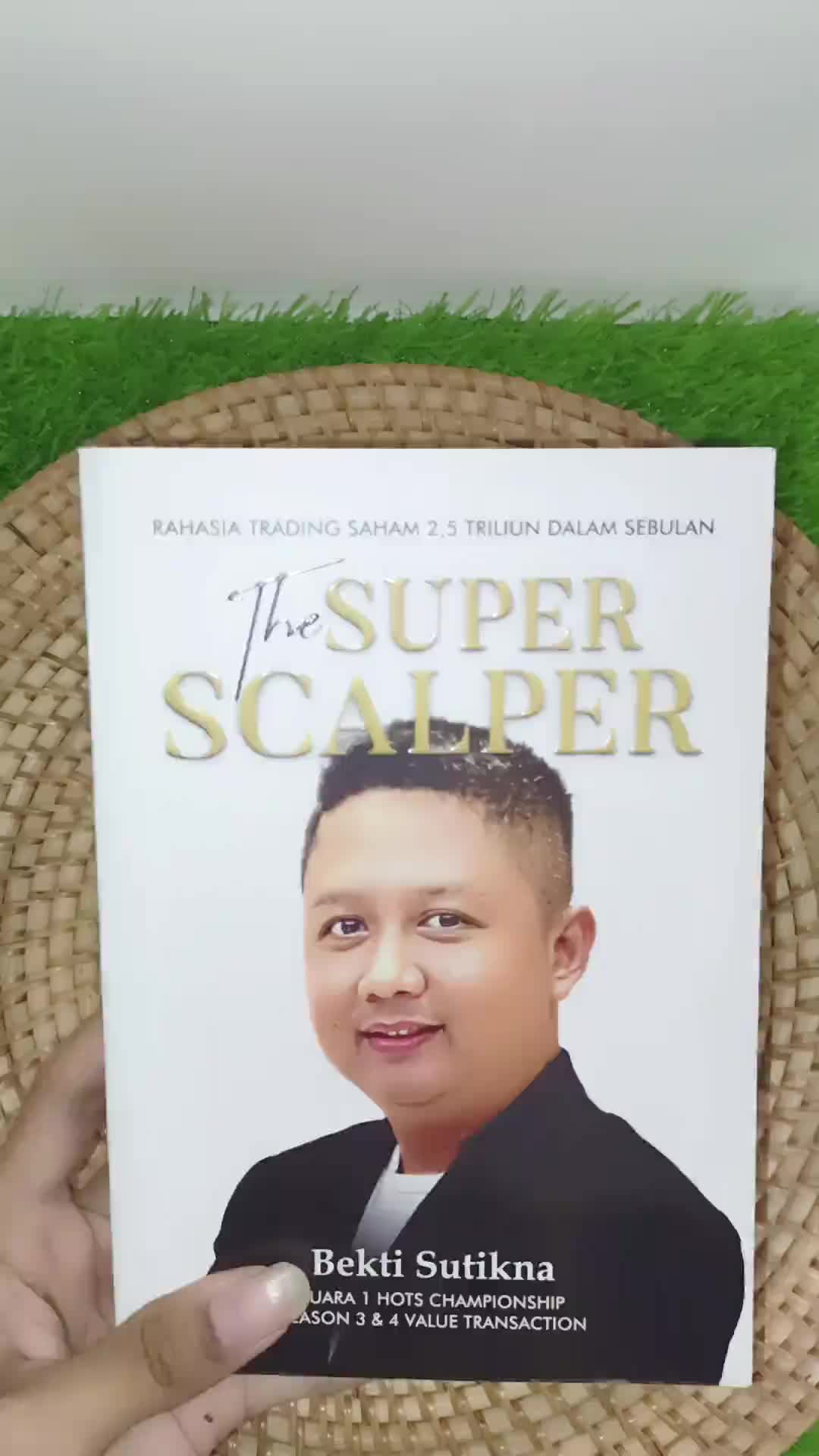 BUKU THE SUPER SCALPER (MEDIA PRESSINDO)