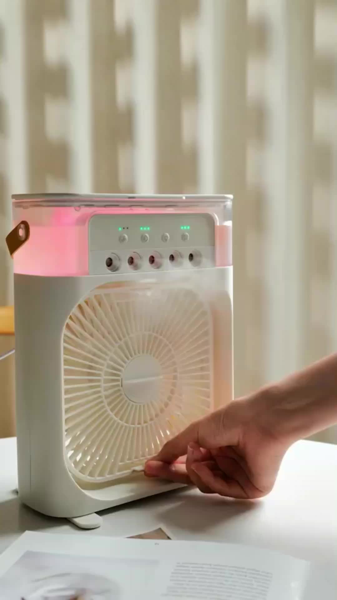 Kipas Angin Kabut  AIR Cooler  Fan kipas pendingin AC mini protable V3 kipas angin 600ml Humidifikasi dan pendinginan kipas all-in-one putih