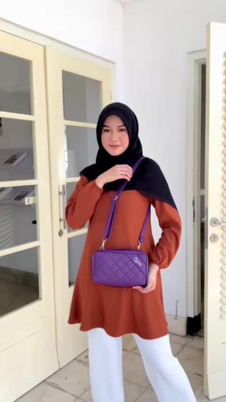 Tas Selempang Slingbag Mahyra original by Quinta Wanita Cewek
