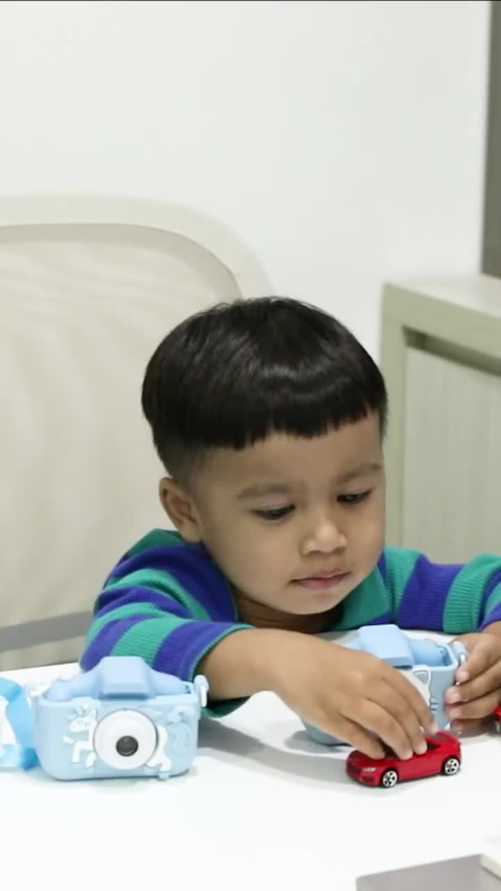 UPLU Kamera Anak Mini Digital Layar HD 3 Megapixel Kids Camera Child Toys for Birthday Gift