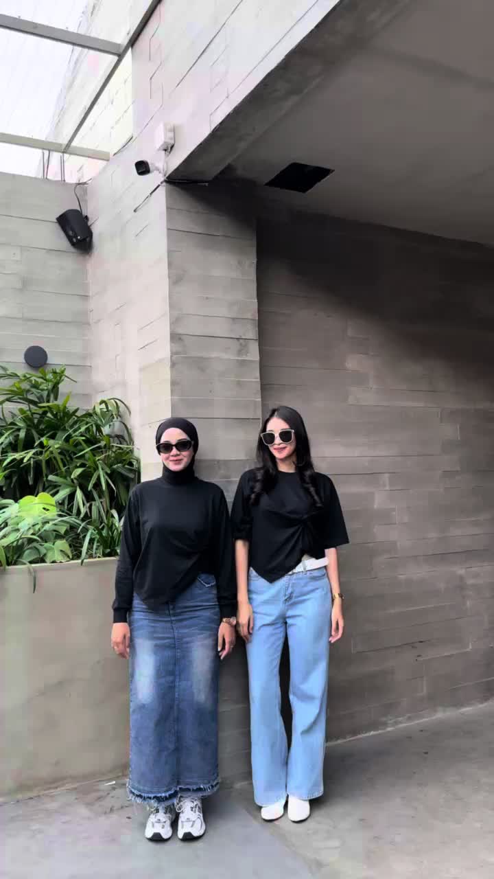 Adelia Blouse by hagia | Blouse crop variasi kucir ada dua model lengan panjang dan pendek Atasan Wanita