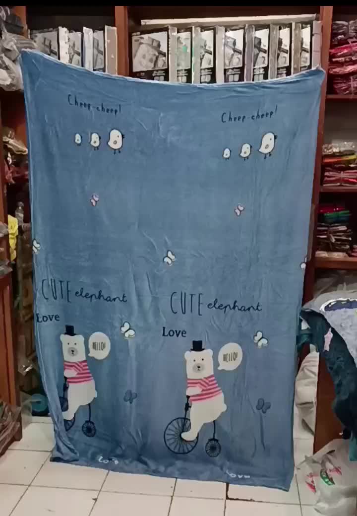 Paket Hemat 3pcs Selimut Halus 140x190 cm Motif Random