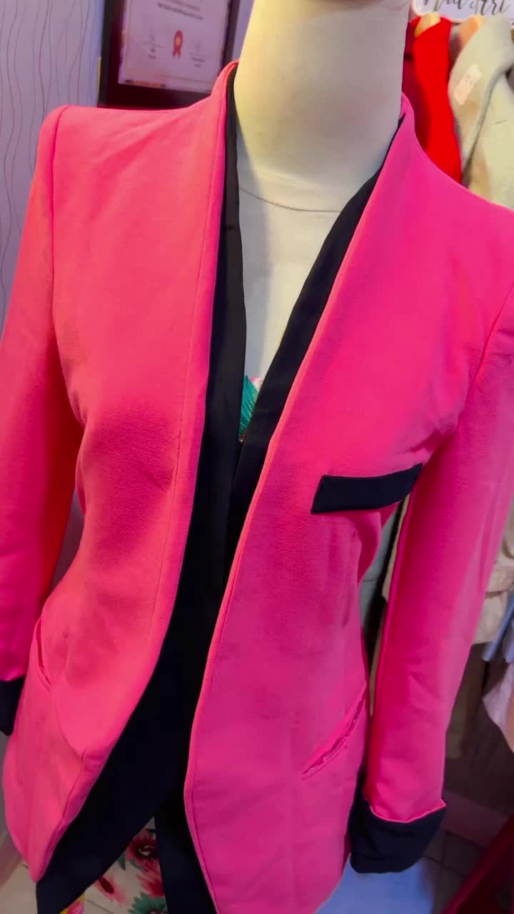 Blazer wanita 25k-100k Atasan