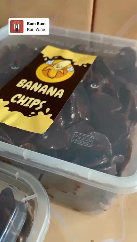 PAket hemat 4 box Kripik Pisang Lumer..  350 ml(perbox).. Cemilan Enak,Manis,Gurih