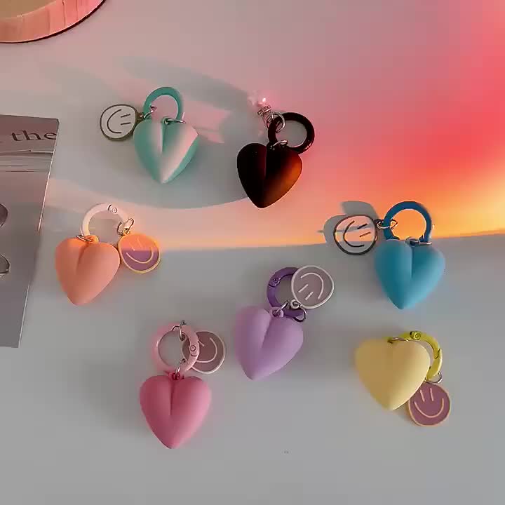 Lovely Banget Gantungan Handphone Gantungan Headset Bluetooth Gantungan Kunci Gantungan Tas Aksesoris Liontin Motif Hati