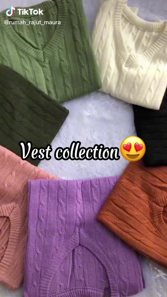 Rompi Rajut Wanita Cable | Vest Rajut  Delmi | Rompi Rajut  V-Neck Atasan Panjang Outer