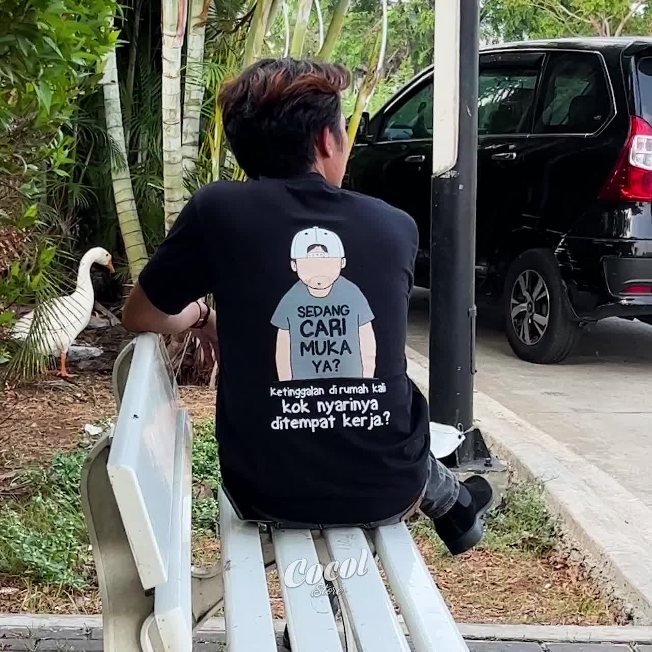Cocol Store - Kaos Kata Sedang Cari Muka Ya - Bahan Baju Katun Combed 20s Tebal Lembut dan Nyaman Standar Distro Lokal - Sablon Keren DTF