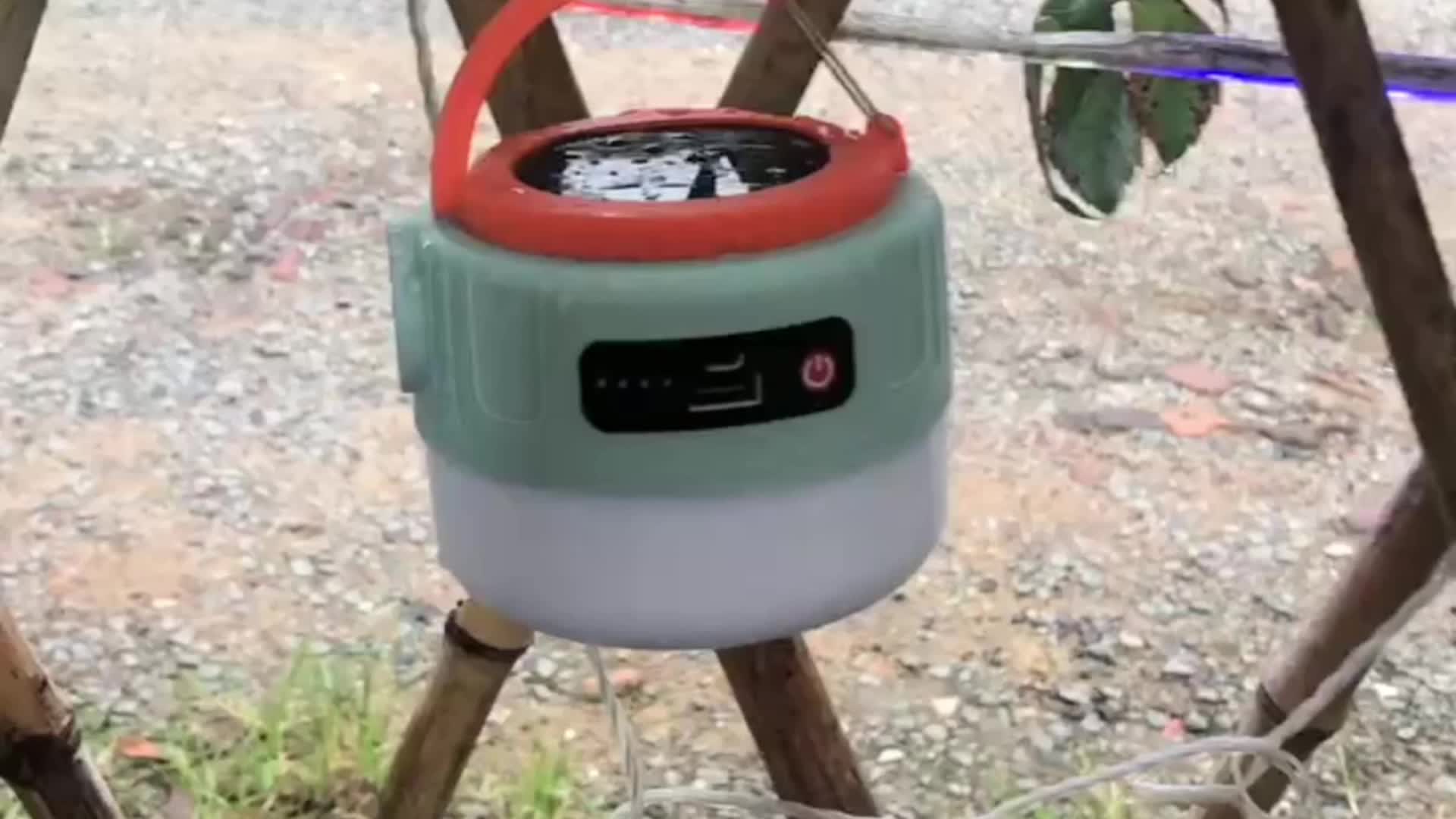 [2 IN 1] Lampu Solar LED Tahan Air Luar Ruangan | Bohlam Darurat + USB Charger | Otomatis Nyala Mati & Mode Strobo - WINLAND