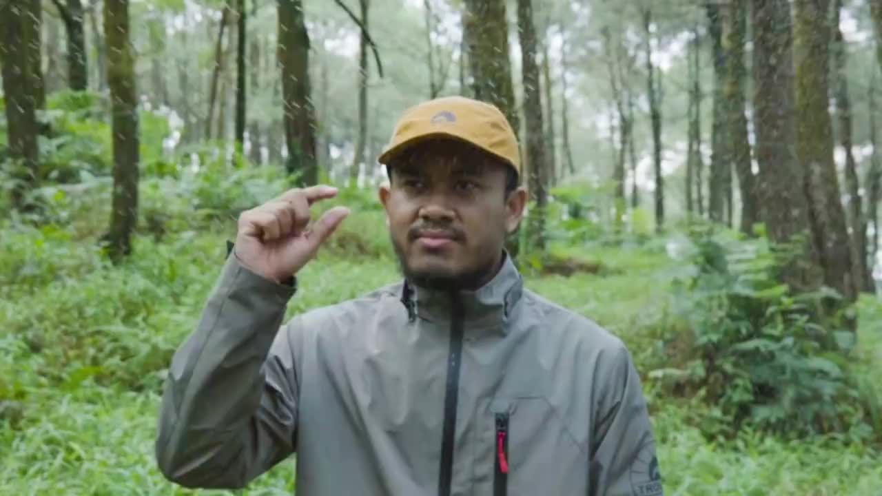 Troveast Topi Pria Outdoor Adventure Cap Water Repellent Premium Hitam Ringan Nyaman untuk Aktivitas Luar Ruangan dengan Teknologi Water Repellent dan Desain Modern