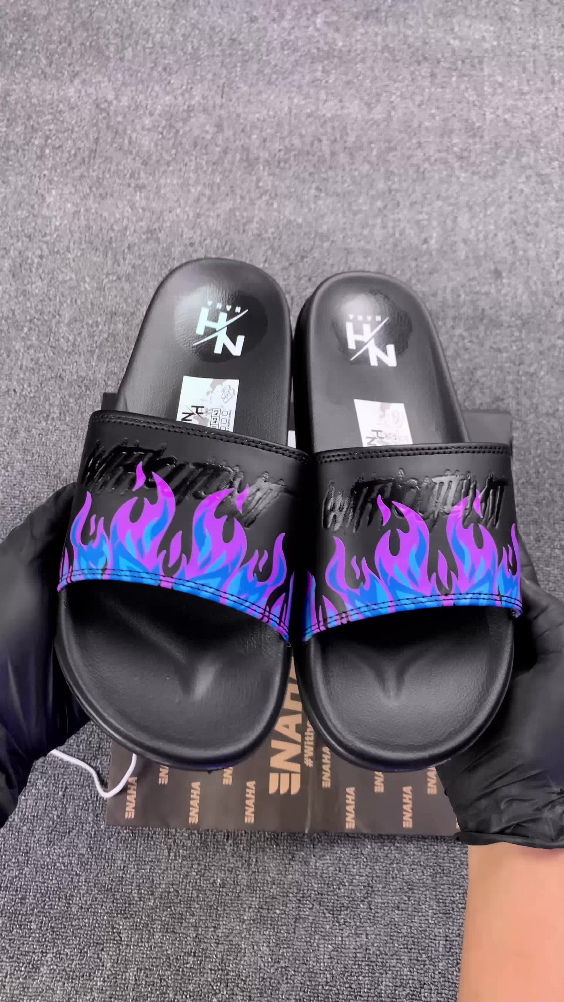 Naha Sandal Selop Slip On Pria Wanita Dewasa Junior Anak Slipper Api Hitam Aesthetic Sendal Karet Slop Cowok Cewek Empuk Murah Cod Dalam Ruangan Luar Ruang Anti Licin Ringan Keren Shoes 31-43