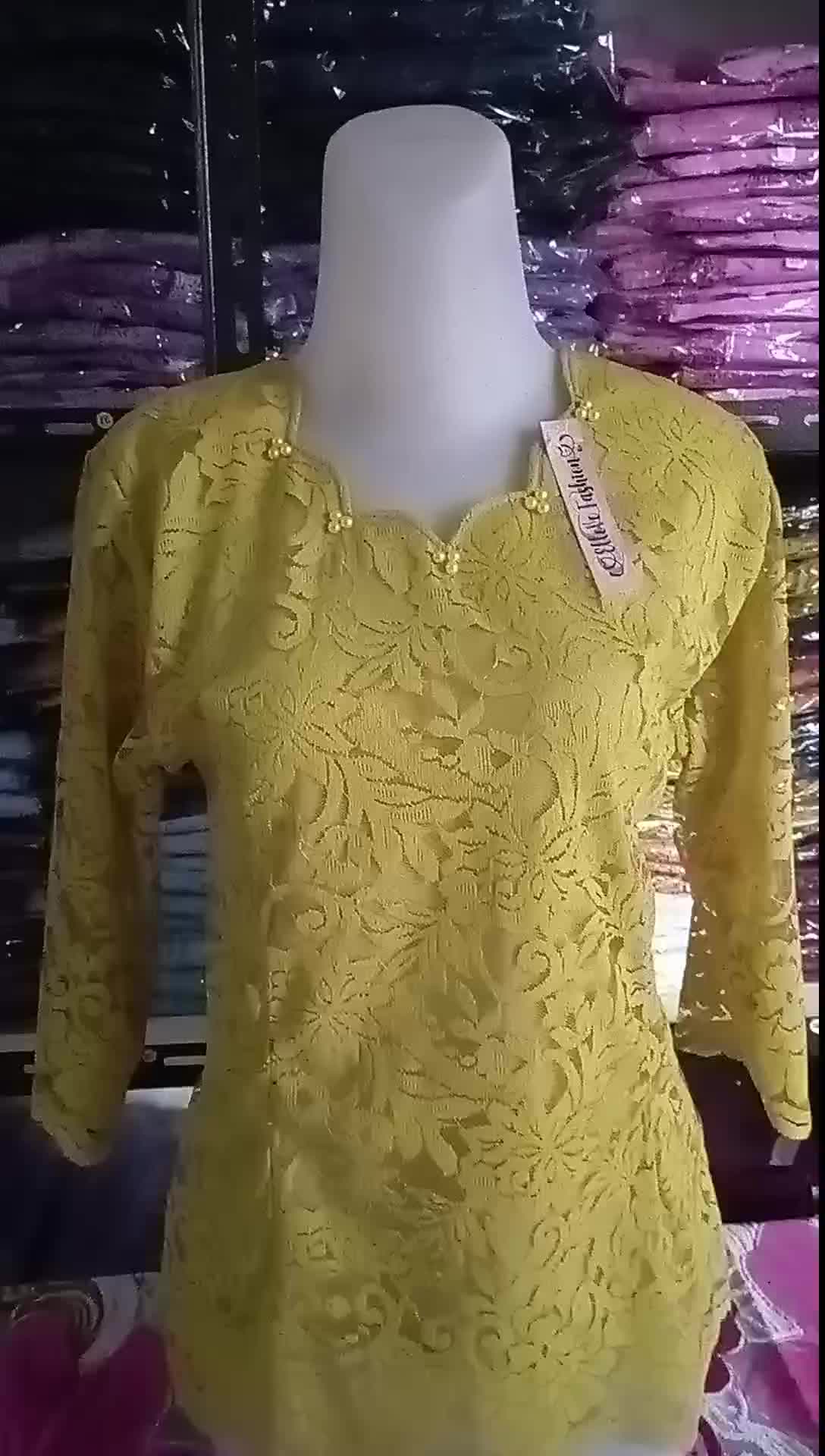Blouse Renda Premium Ellove Terbaru dengan Motek Motek di Leher - Lembut, Baju