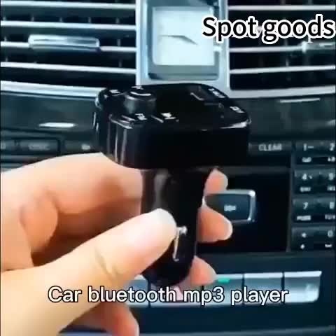 X8 Pemancar Penerima Audio Mobil Bluetooth Nirkabel USB Ganda Aux untuk Mobil FM X8 Modulator Pemutar MP3 3,1A QC