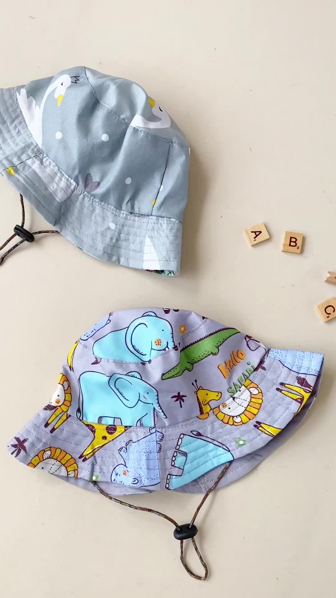 Topi Bucket Anak Karakter Bolak Balik 2 Karakter Berbeda Usia 3-6 Tahun - Bayi