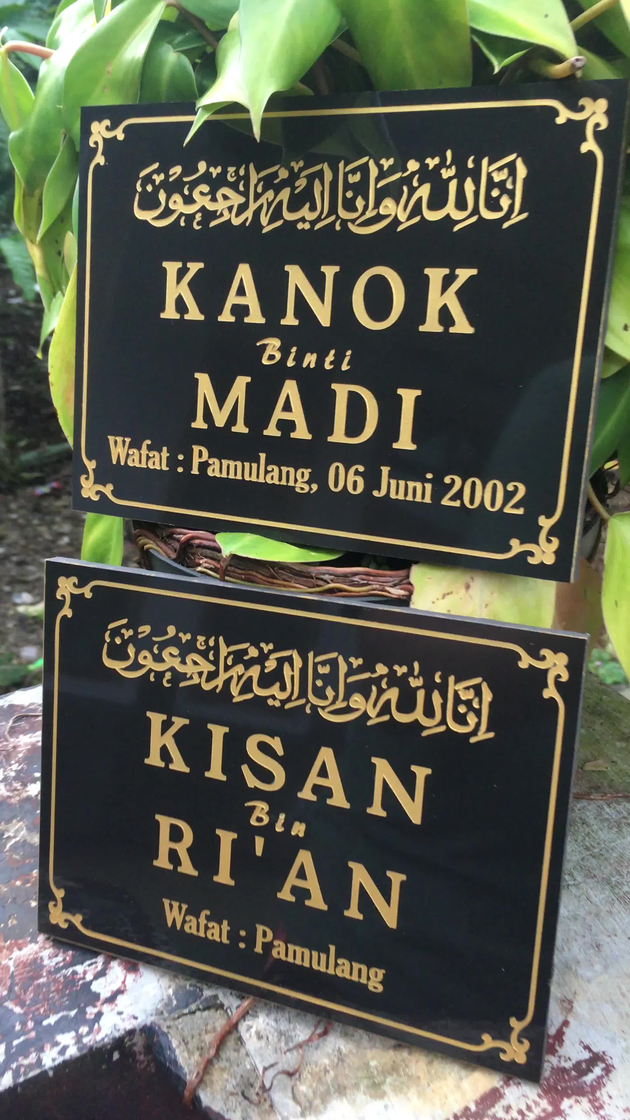 Batu Nisan Makam Ukuran 20X40 Cm Granit Hitam