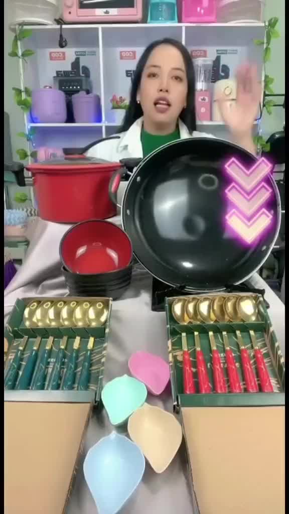 LT 002 Paket Lengkap Wajan Enamel 34cm Panci Presto Anti Lengket 12 Pcs Sendok Marble Sultan 4 Pcs Piring Daun Mini 2 Mangkok Ramen 16cm