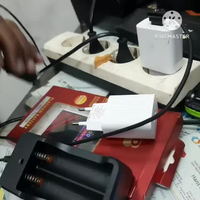 Charger Battery 18650 2 Slot Baterai Batere Batu Senter Laser KABEL Kipas Mini Portabel Kepala Headlamp
