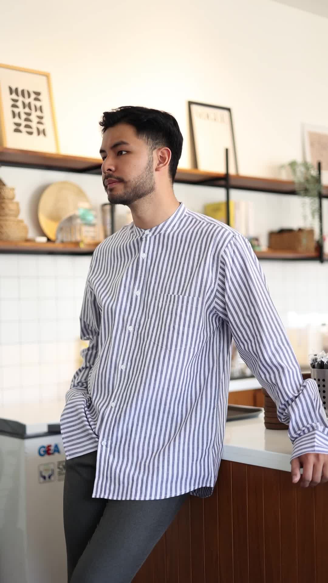 Kemeja Pria Stripe Garis Katun Basic Lengan Panjang Casual Fit by SCHOUTEN