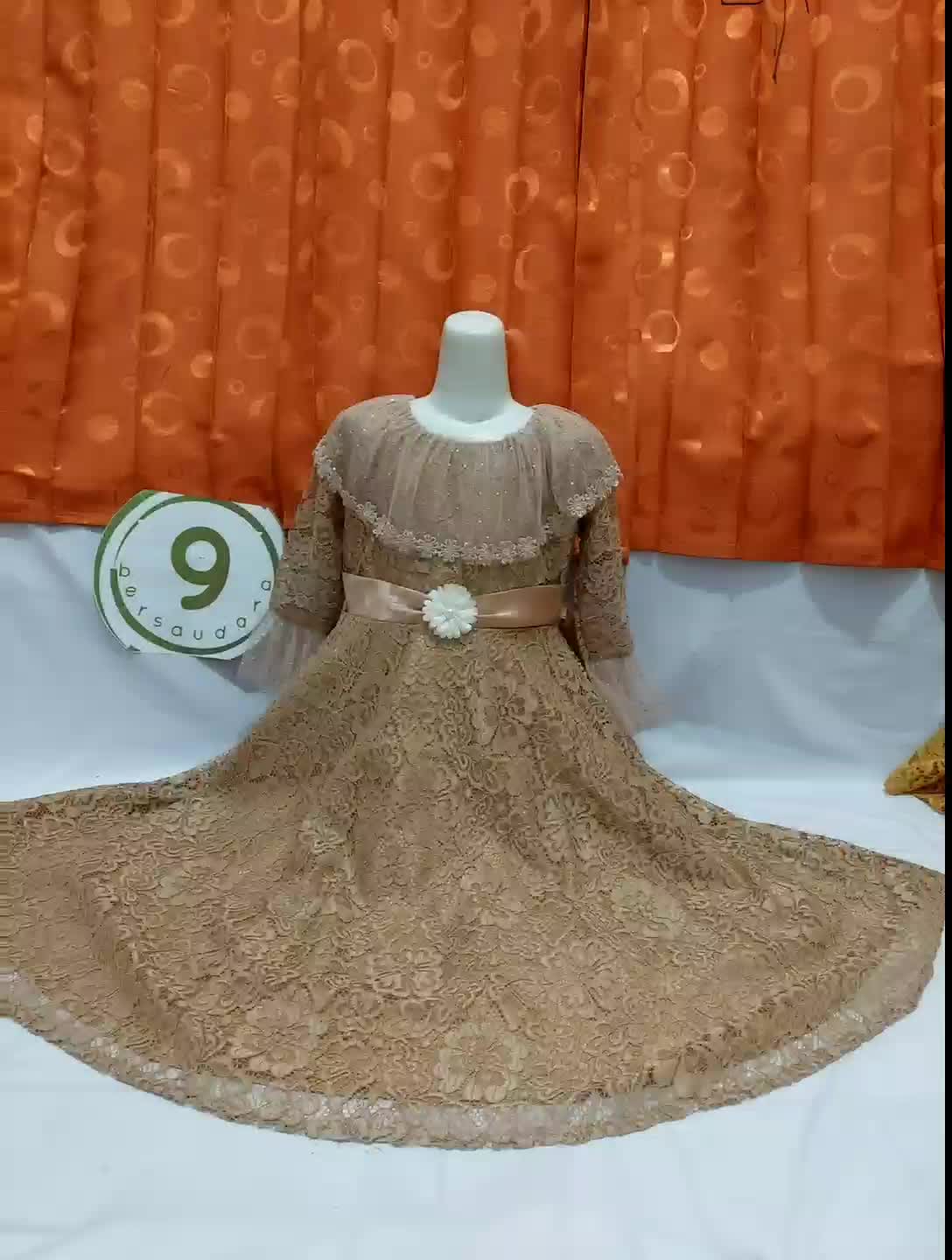TP GAUN PESTA KERAH CORD LEBAR MAYUNG LENGAN 3/4 Fashion
