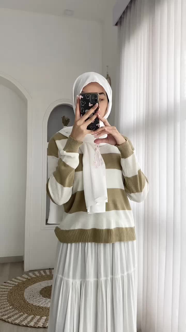 AIRA STRIPE OVERSIZE - FLOTTILICIOUS / Sweater Oversize / Atasan Oversize Wanita / Oversize Motif Strip Rajut Knitwear Baju