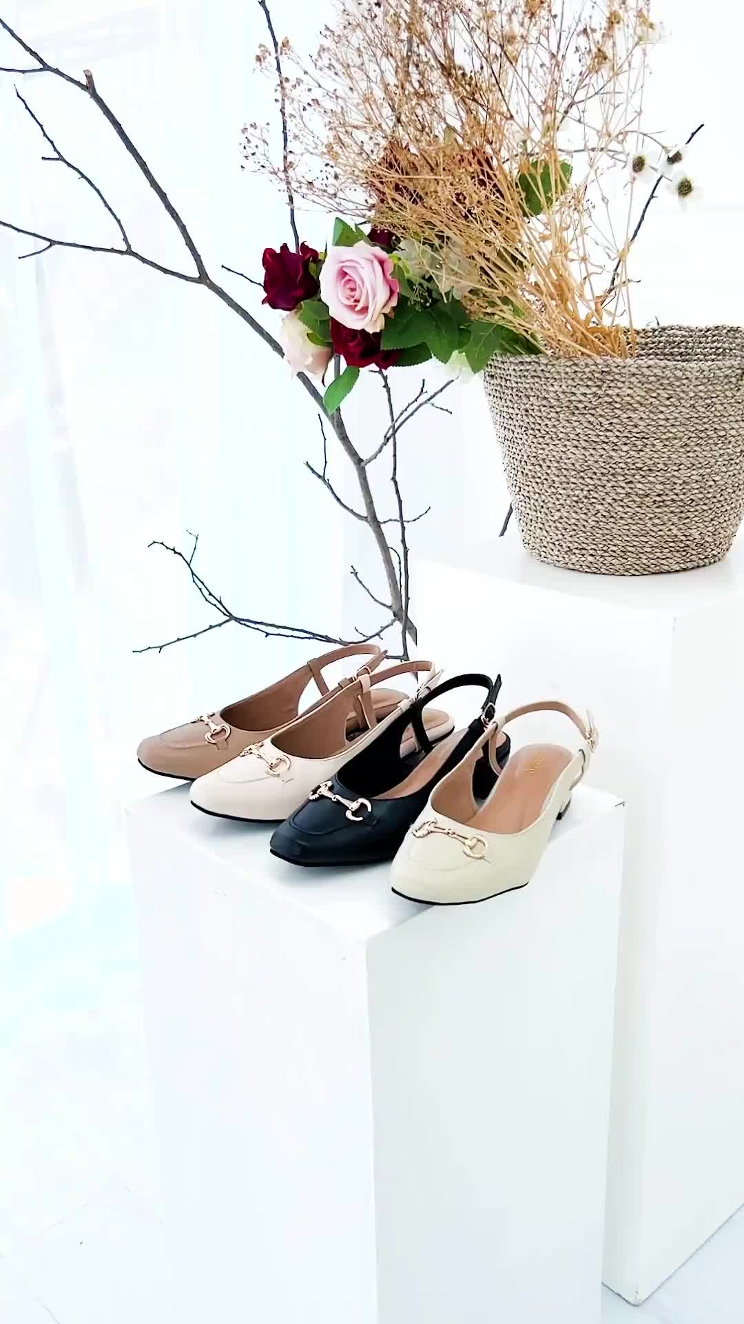 PATRIS Esther Mules Wanita Heels / Hak 3 Cm Black Shoes Sendal