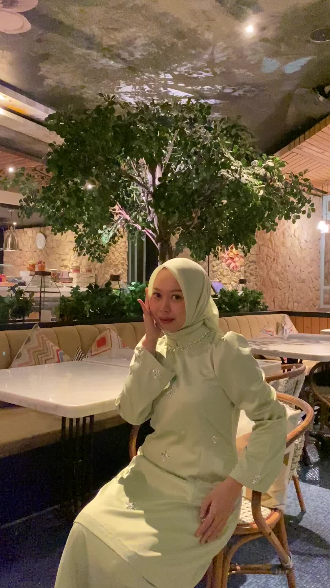 AIINA Baju melayu  Katun Polos Payet Kerah