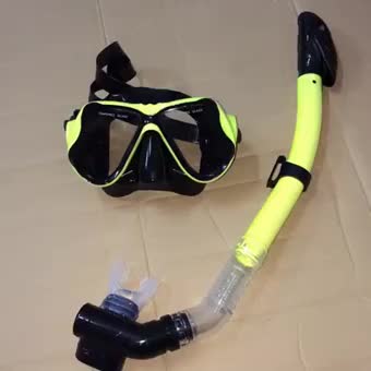 MonQiQi Promo Kacamata Selam Scuba Diving Snorkeling - Kacamata Renang  Anti Fog&UV Selam Scuba Diving Tempered Glass Penyelam Kaca Mata Menyelam Pria Dewasa Alat Peralatan Perlengkapan Aksesoris3