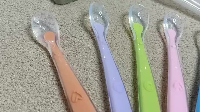 Sendok Makan Silikon Bayi Mpasi Usia 6 - 24 Bulan Bayi Baru Lahir Peralatan makan