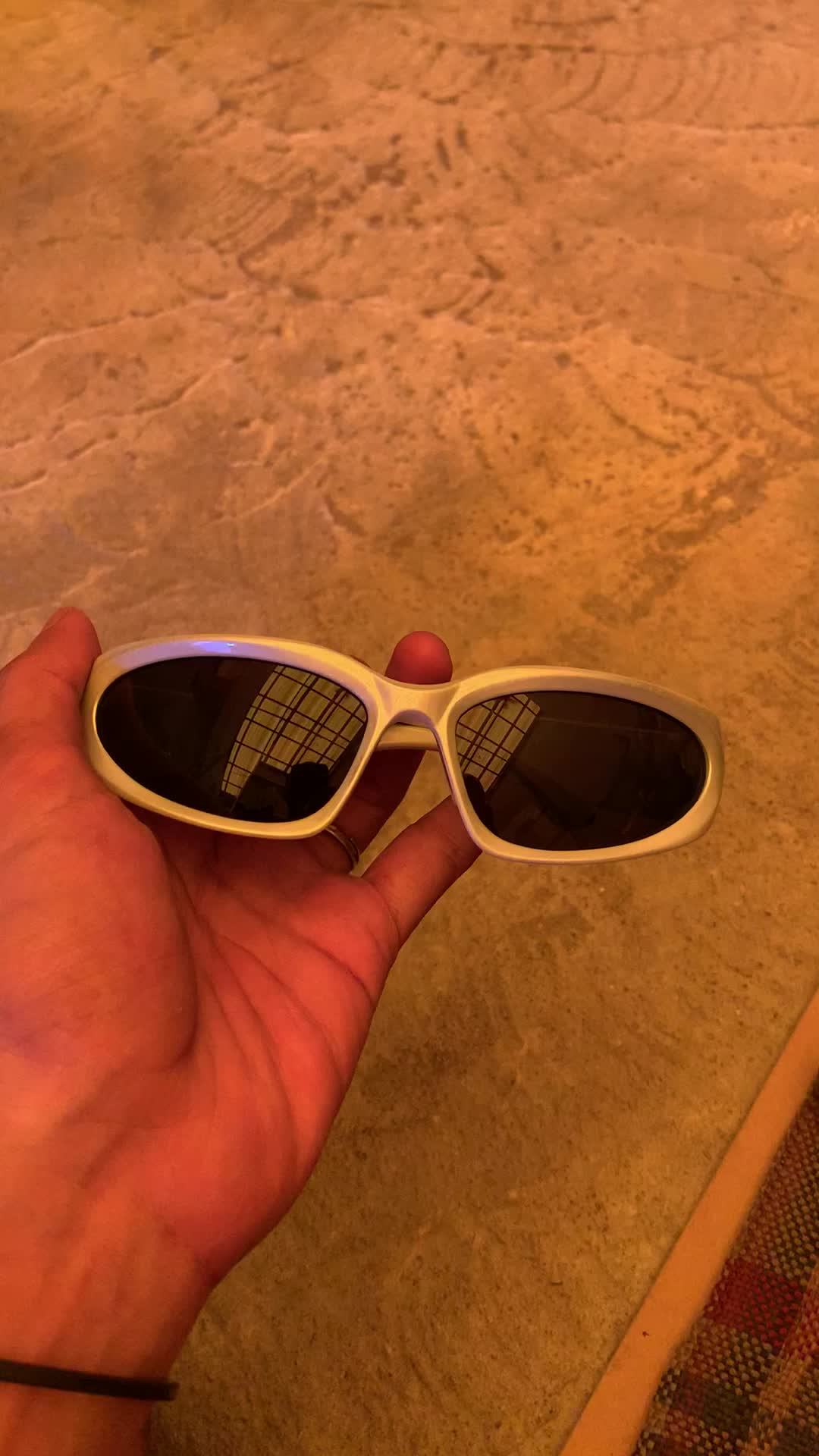 Kacamata Hitam y2k Vintage Steampunk Cyberpunk Elegan Retro Pria Lensa Plastik Silver hitam Eyewear Sunglasses Frame kacamatay 2k sunglass murah kacamata steampunk