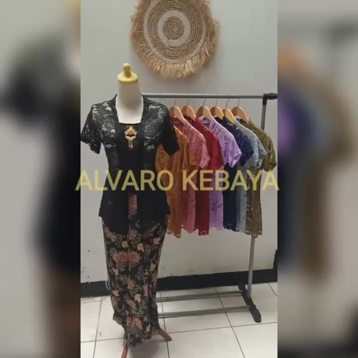 kutubaru melar pendek strait Atasan Kebaya Wanita baju tradisional brokat modern kondangan hitam