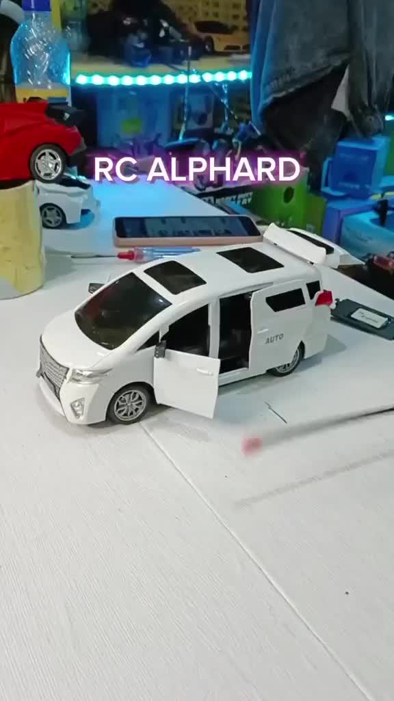 Mainan Anak Alphard Remot - Include Baterai Charger Mobil