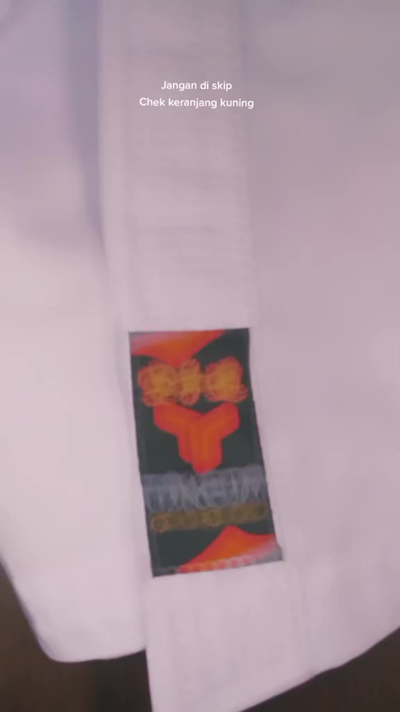 Baju Seragam Pakaian Olahraga Karate Pemula Anak sampai Dewasa