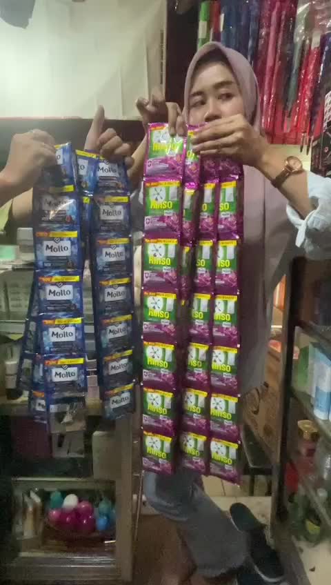 Paket Selingkuh Rinso Cair dan Molto Pewangi isi 72 sachet