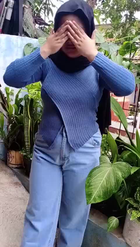 Jennie Atasan Rajut Silang V-Neck Wanita Baju Tangan Panjang