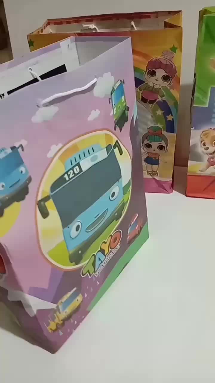 Tas Kertas Ulang Tahun Karakter / Tas Snack / Paper Bag(20×28cm)